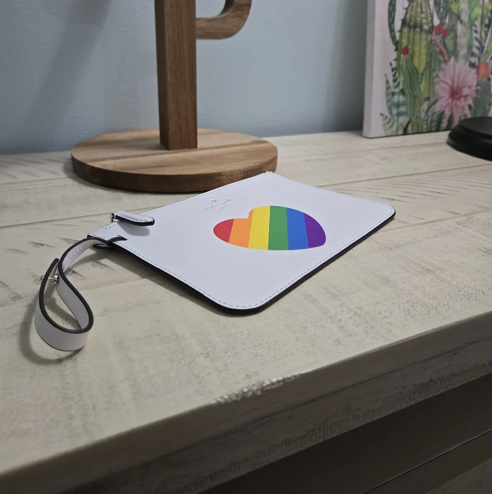 Kate Spade New York White Pebble Leather Rainbow Skinny Wristlet/Clutch NWOT - Picture 6 of 9